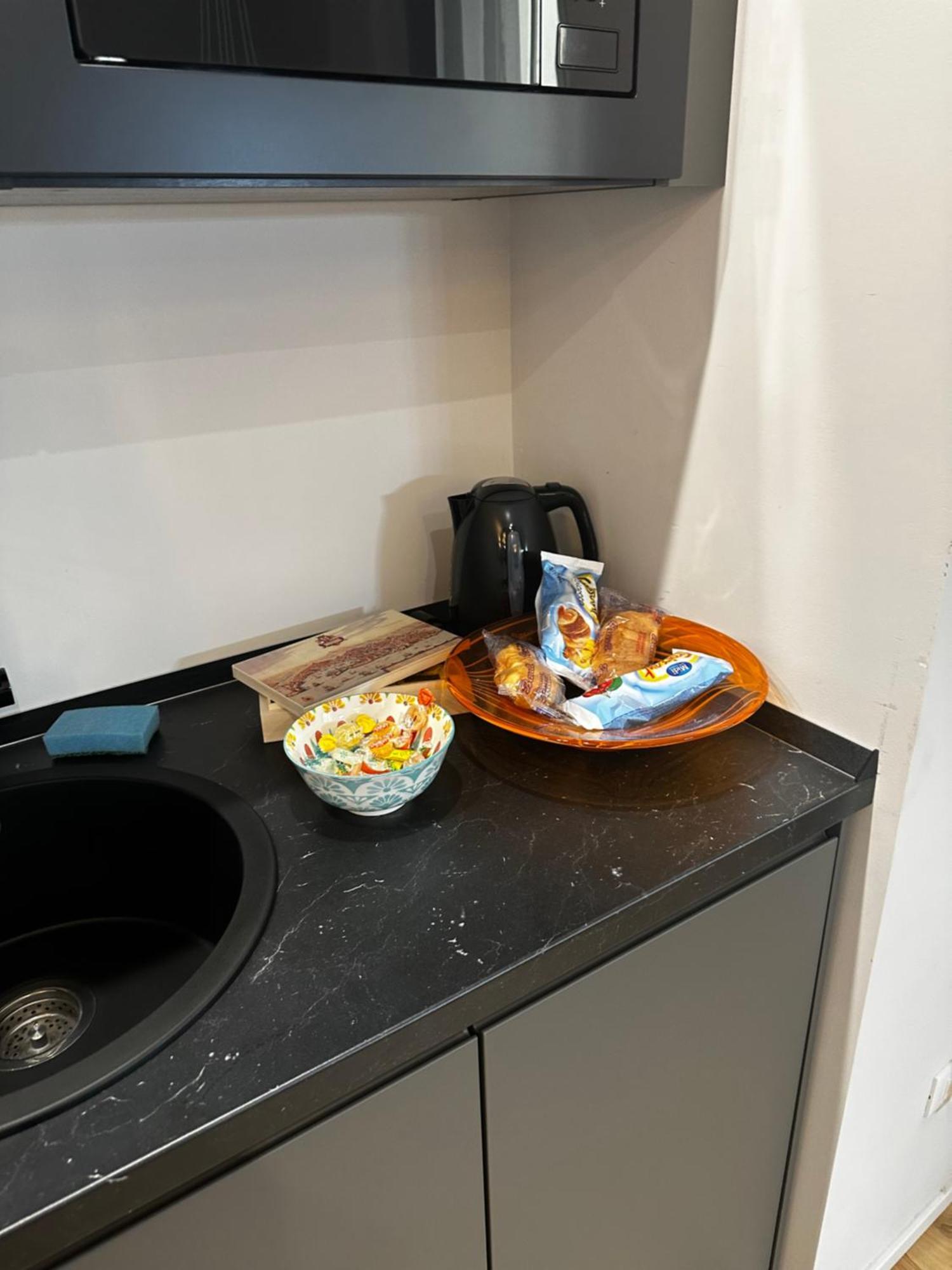 Centro Storico Caruggi 2Min Acquario Pellicceria Superior Loft Palazzo Rolli Apartment Genoa Luaran gambar